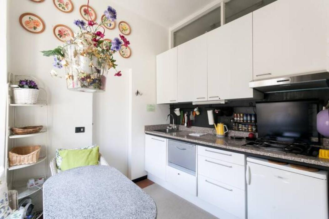 Porta Ticinese Cozy Apartment Con Balcone Milan Bagian luar foto