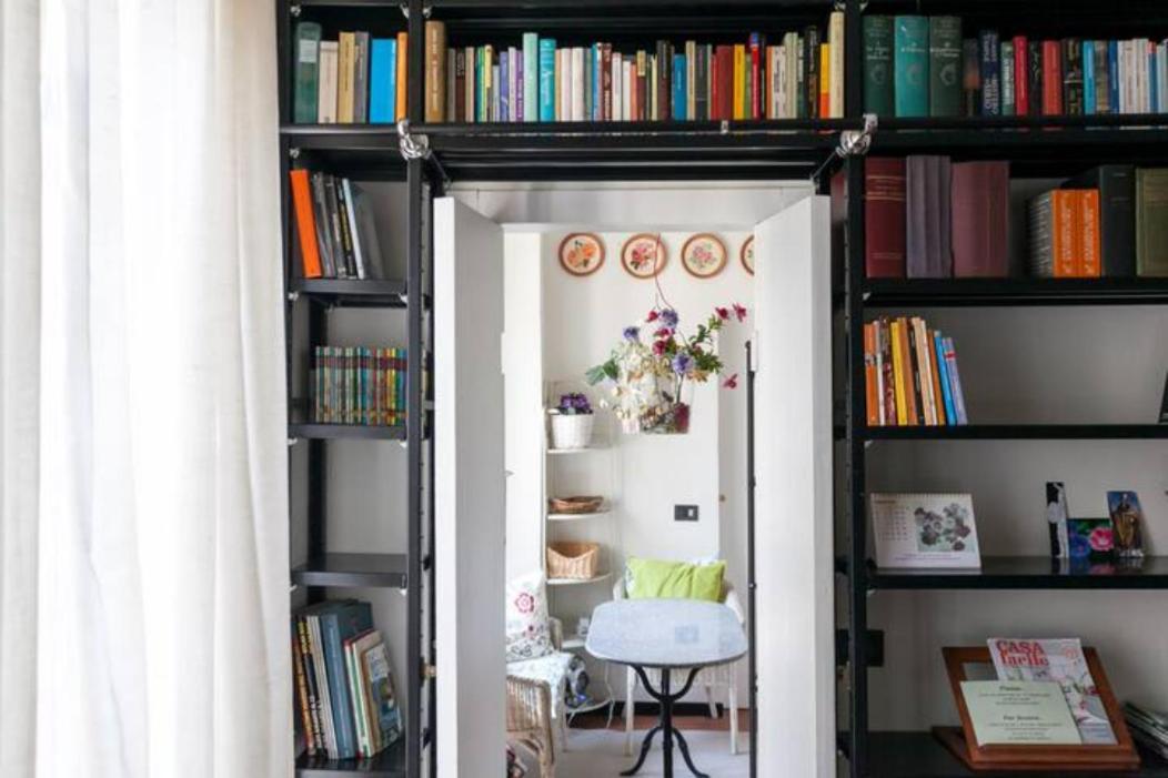 Porta Ticinese Cozy Apartment Con Balcone Milan Bagian luar foto