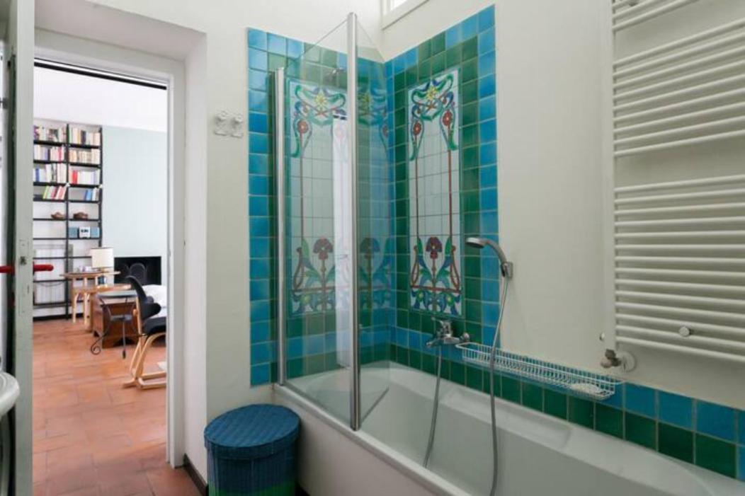Porta Ticinese Cozy Apartment Con Balcone Milan Bagian luar foto