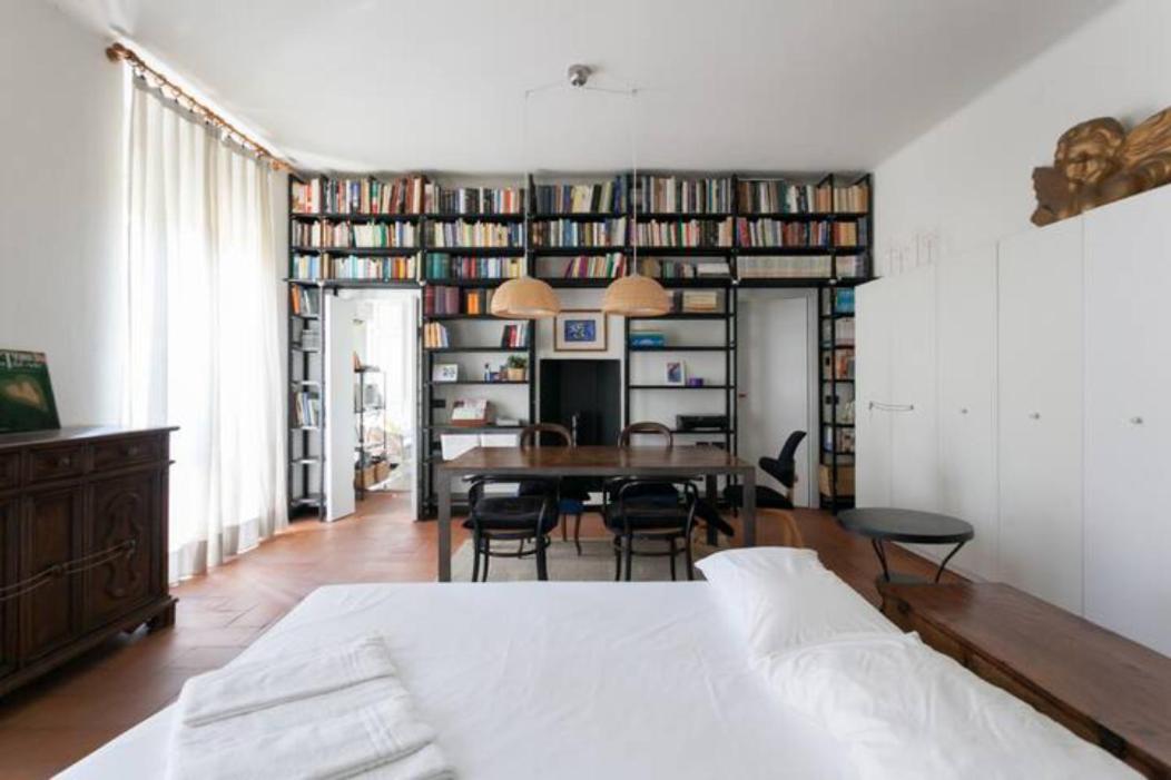Porta Ticinese Cozy Apartment Con Balcone Milan Bagian luar foto